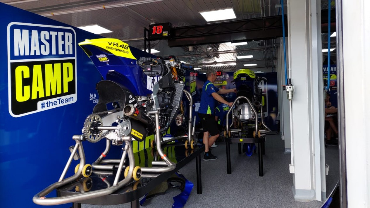 Foto Intip Kesibukan Paddock Di MotoGP Mandalika Ada Apa Saja