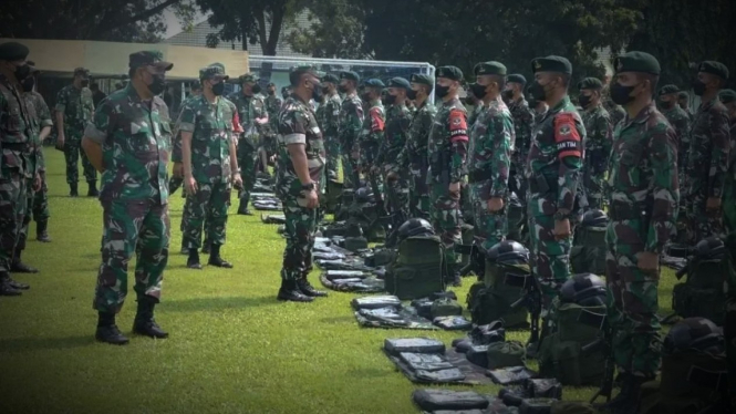 OPM Menggila Pasukan Tempur TNI Penjaga Ibukota Dikirim Ke Papua