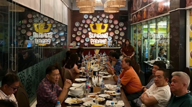 Rekomendasi Resto Makan Siang Di Kelapa Gading Rasanya Mantul