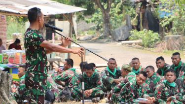 Menguak Fakta Pasukan Tengkorak Kostrad Tni Loncat Dari Pesawat Ke