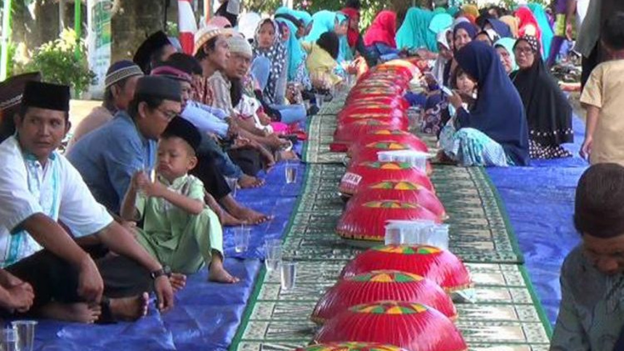 Foto 7 Tradisi Unik Perayaan Isra Miraj Di Indonesia Dari Peksi Buraq