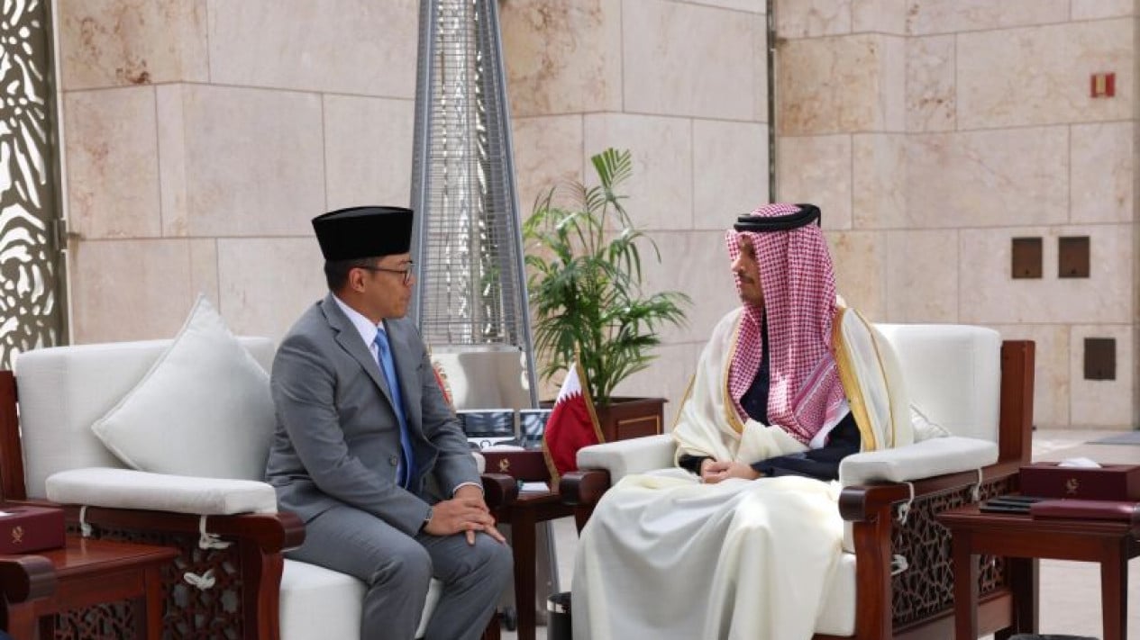 Foto Menlu Sugiono Temu Perdana Menteri Qatar Bahas Peningkatan