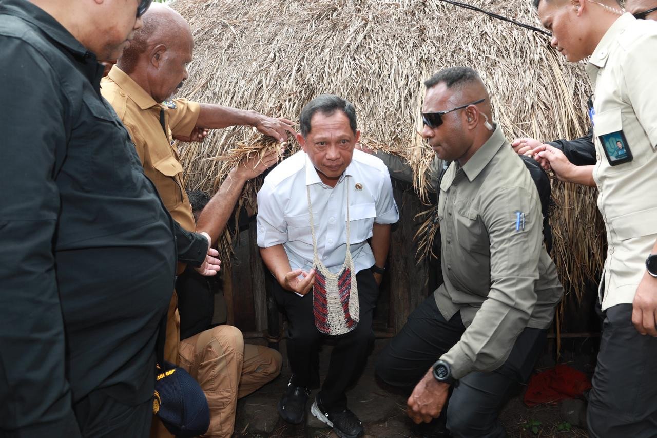 El Ministro y el Ministro de PKP han establecido contactos con las montañas de Papua y participarán en el evento ardiente de Batu.
