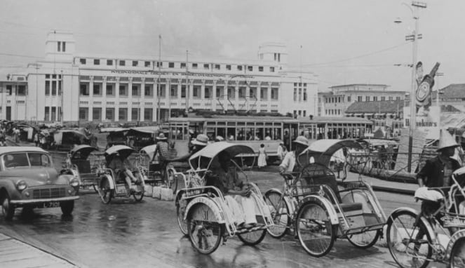 Keberadaan becak di Jakarta sekitar tahun 1980