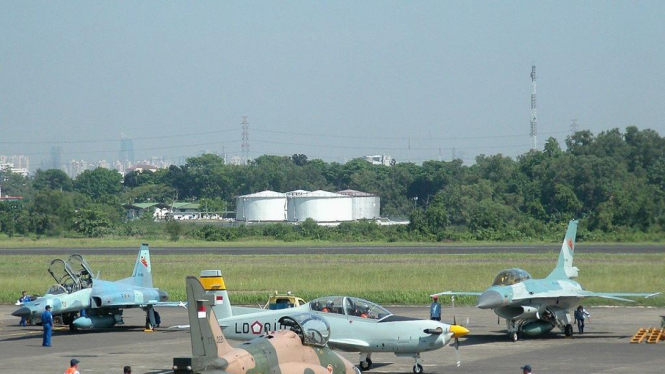 Pesawat tempur TNI AU