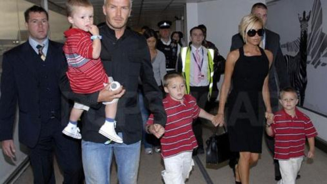 David Beckham bersama keluarga