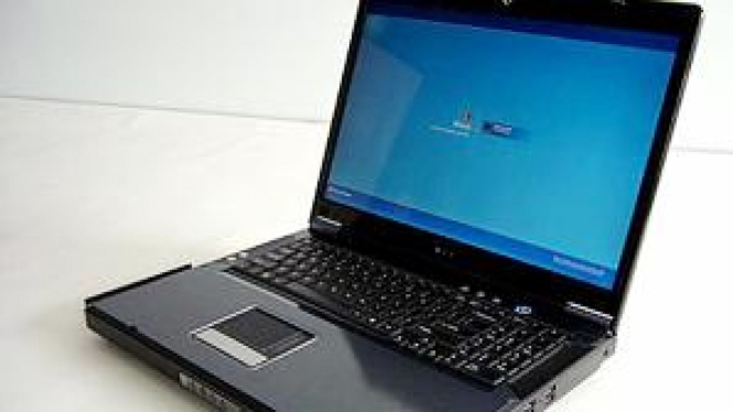 Notebook Workstation Desktop Replacement Eurocom D900C