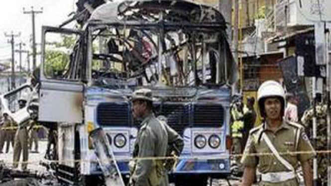 Serangan bom di Sri Lanka