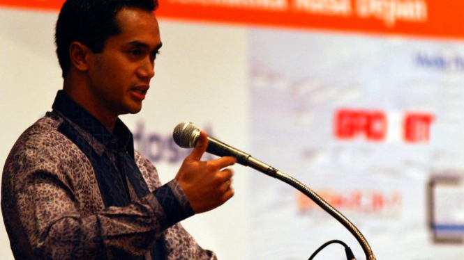 Anindya N. Bakrie berbicara di ICT Partnership Forum 2009