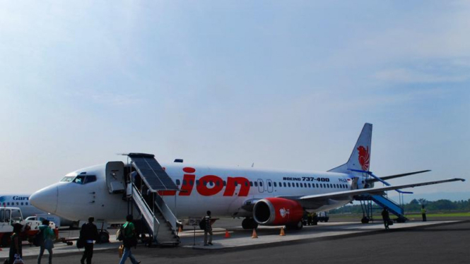 Pesawat Lion Air di Landasan Bandara Adi Sutcipto