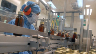 Indonesia Masih Ketergantungan Bahan Baku Farmasi Impor