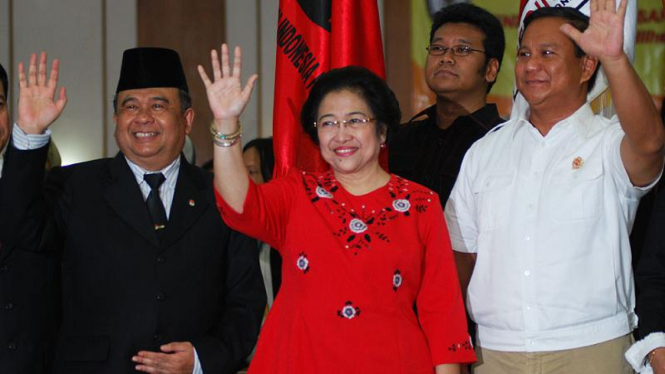 Mega-Prabowo Daftar ke KPU