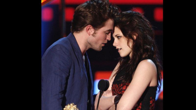 MTV Movie Awards : Robert Pattinson & Kristen Stewart