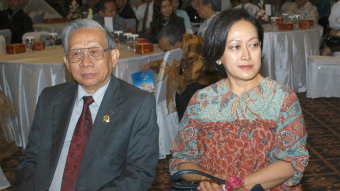 Ketua Yayasan Supersemar, Subagyo, dan Mamiek Soeharto