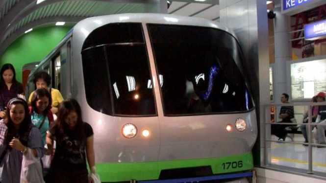  model kereta cepat pengangkut massal (Mass Rapid Transportation) di PRJ