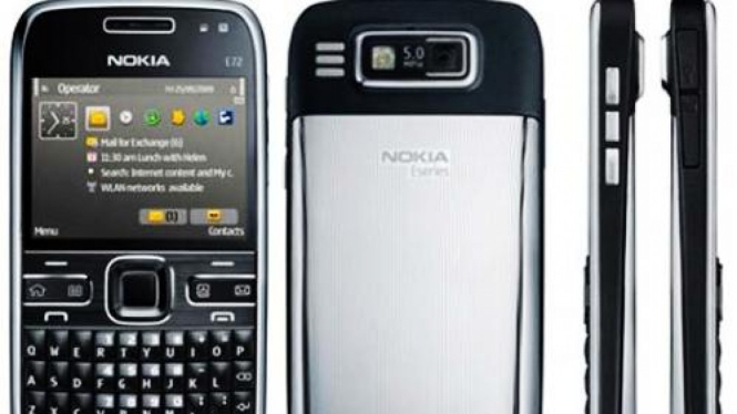 E72, ponsel penerus Nokia E71