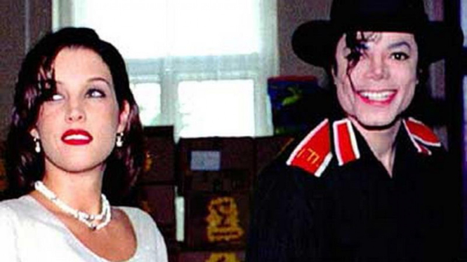 Michael Jackson dan Lisa Marie Presley 