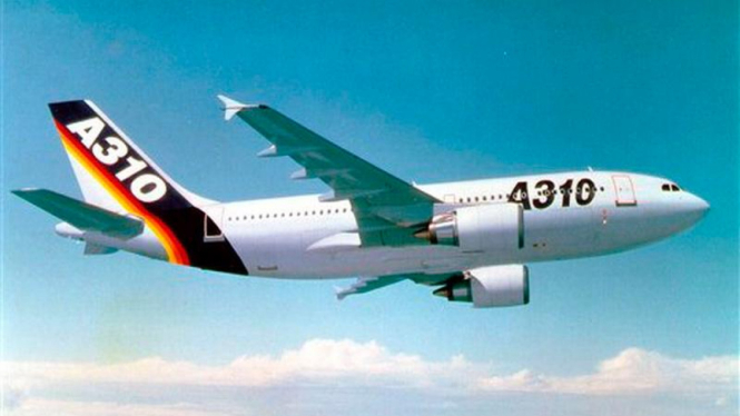 Pesawat Airbus A310 yang digunakan maskapai Yemenia