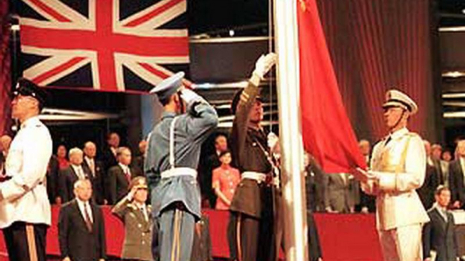 Upacara serah-terima Hong Kong dari Inggris ke China