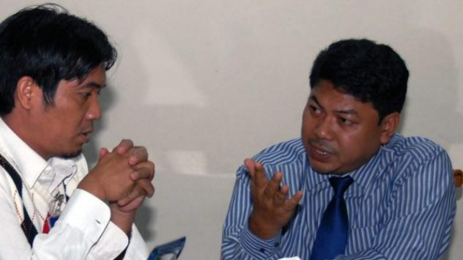Wakil Ketua Komnas HAM Ridha Saleh (baju biru) dan Ray Rangkuti