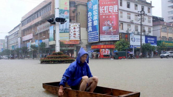 Banjir Di China