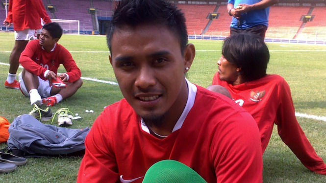 Maman Abdurrahman dan para pemain timnas