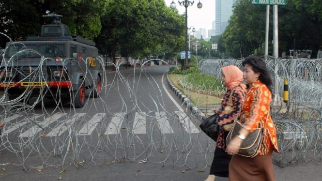 Jalan Imam Bonjol Jakarta ditutup demi pengamanan kantor KPU
