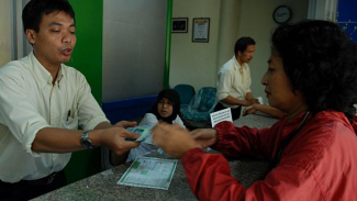 Toko Gadai Swasta Sepi Peminat Jelang Lebaran