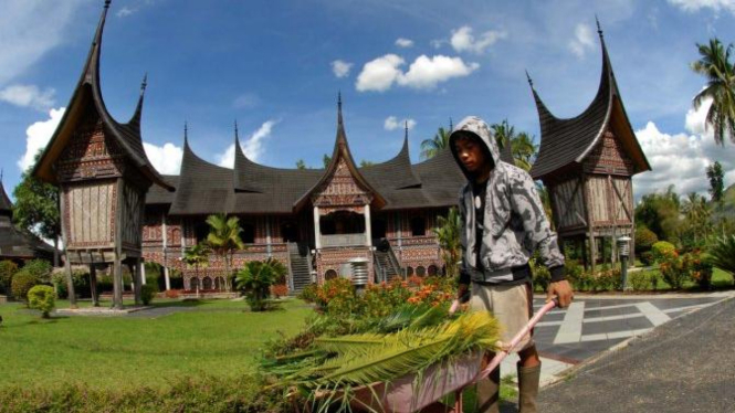 Objek wisata Rumah Gadang Sungai Beringin, Payakumbuh.