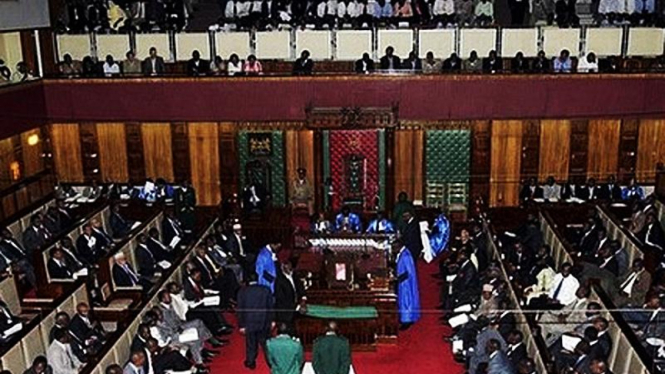Parlemen Kenya  Membahas Komisi Anti Korupsi