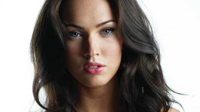 Bikin Salfok, Aksi Megan Fox Lihai Berjoget Saat Hamil Besar