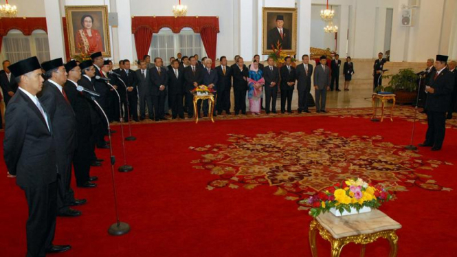 Pelantikan Kepala BKPM & Wakil Menteri di Istana