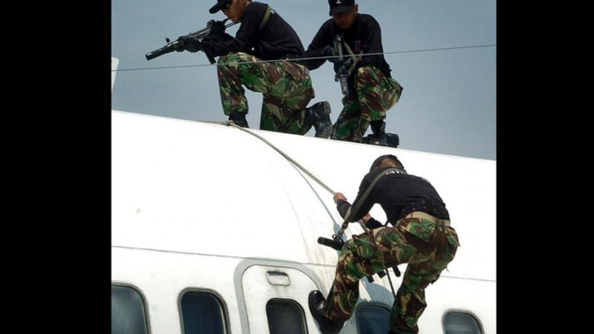 Latihan Unit Anti Teror Taifib-1 Marinir