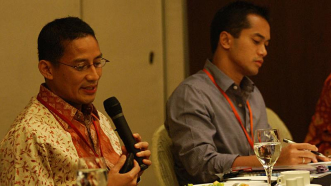 Diskusi Mahasiswa Universitas Stanford: Sandiaga Uno & Anindya Bakrie