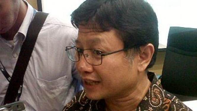 Basuki Yusuf Iskandar, Sekjen Depkominfo dalam jumpa pers akhir 2009