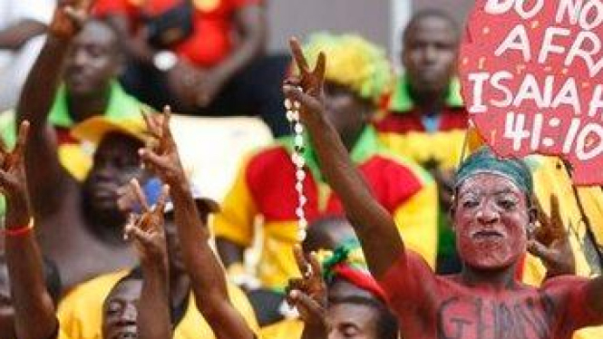 Pendukung Ghana Rayakan Gol