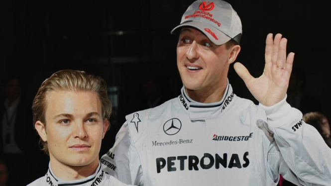 Mercedez GP Petronas F1 : Nico Rosberg & Michael Schumacher