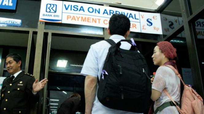 Visa On Arrival diberlakukan bagi warga sejumlah negara