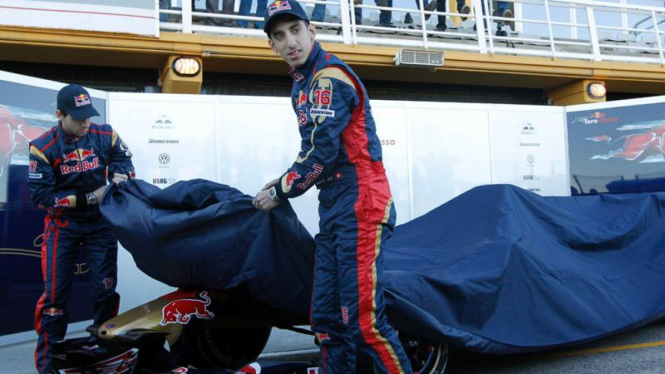 Mobil Baru Tim Red Bull F1, Toro Rosso, Diperkenalkan