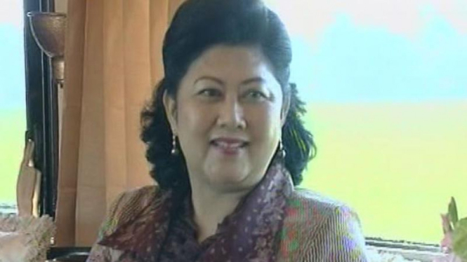 Ibu Ani Yudhoyono