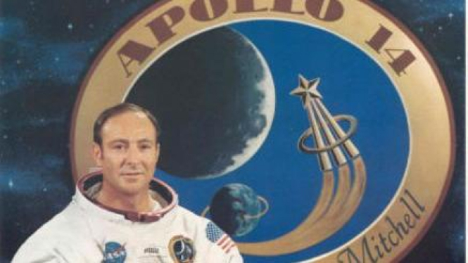 Edgar Mitchell, astronot yang meyakini keberadaan UFO