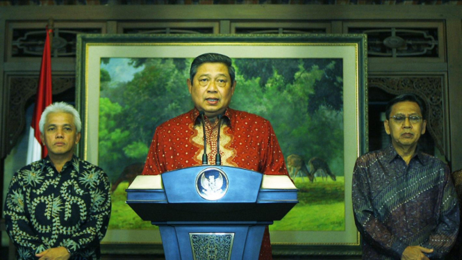 Presiden SBY umumkan Menkeu Agus Martowardojo di Cikeas