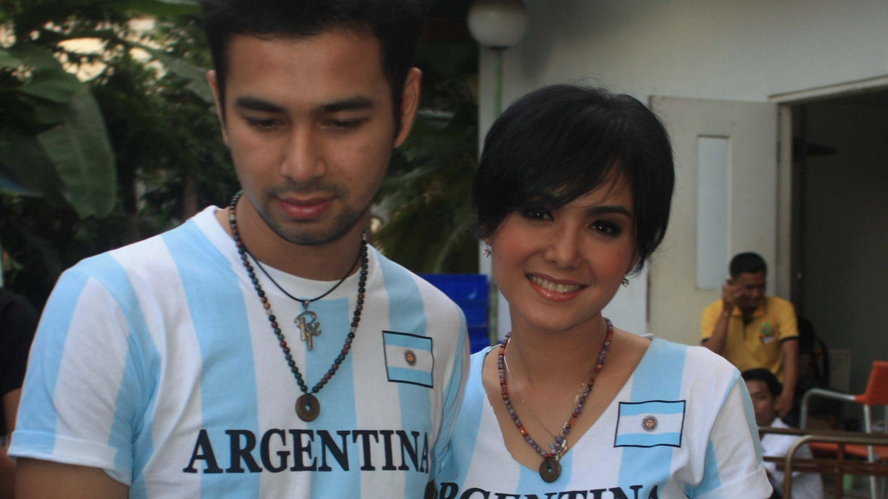 Bokep.yuni.shara raffi.ahmad