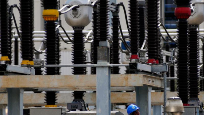 Pemerintah berencana memulai ekspor listrik pada 2014.