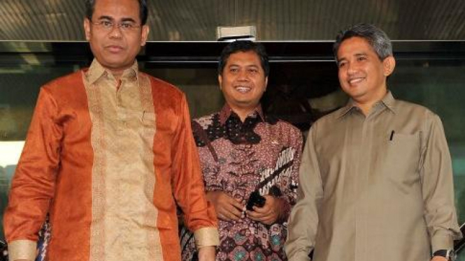 Politisi PAN (dari kiri) Achmad Rubaie, Viva Yoga & Bakri