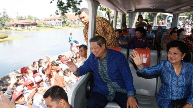 Presiden SBY menghadiri acara puncak perayaan Hari Anak Nasional 2010.