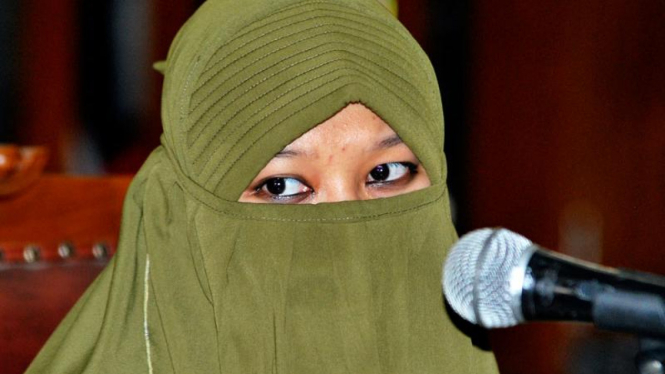 Putri Munawaroh Divonis Tiga Tahun Penjara