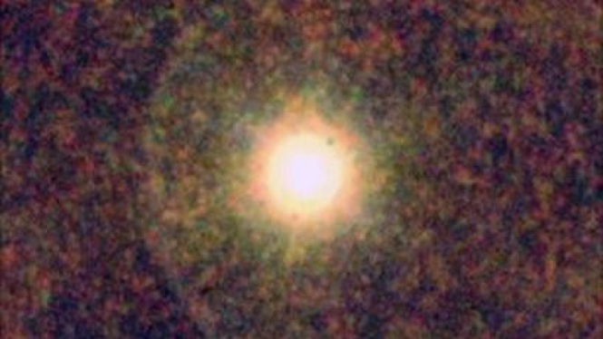 CW Leonis, 500 tahun cahaya dari Bumi