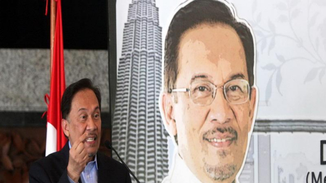 Anwar Ibrahim saat memberikan kuliah umum di Jakarta