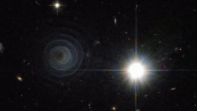 Spiral misterius yang ditangkap Teleskop Hubble